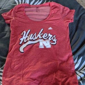 ⭐Addidas Husker T-Shirt
